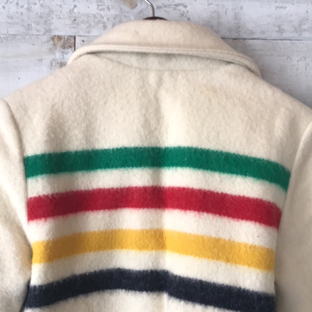 Iconic 1980s Hudson’s Bay quilted jacket - Picture 11 of 14